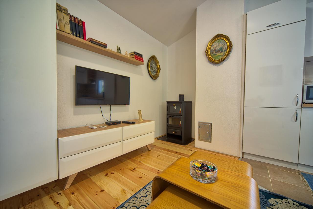 Villa Semeder Virpazar Ngoại thất bức ảnh