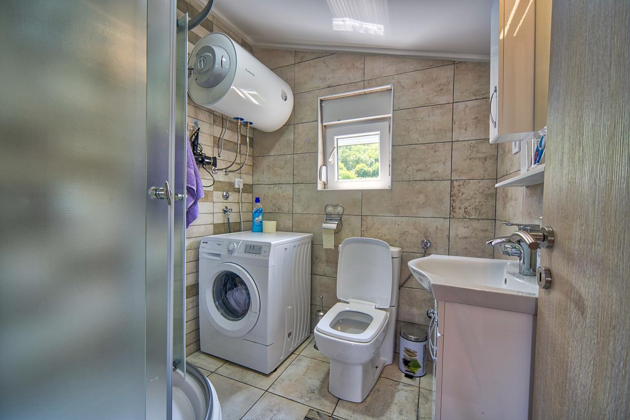 Villa Semeder Virpazar Ngoại thất bức ảnh