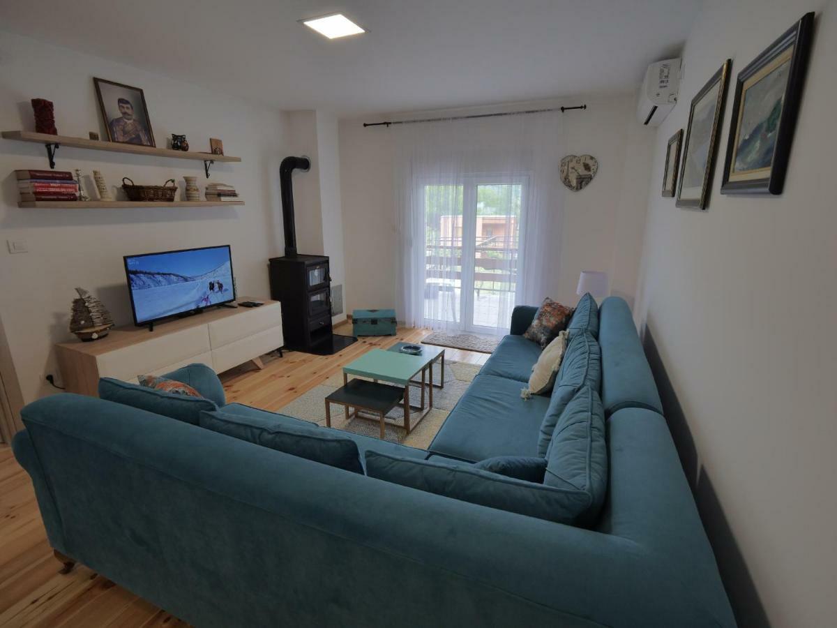 Villa Semeder Virpazar Ngoại thất bức ảnh